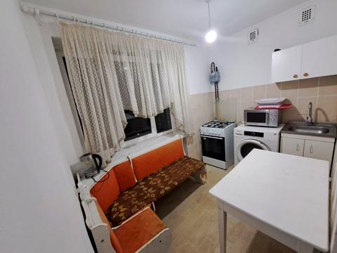 квартира за адресою Симона Петлюри вул. (), 25