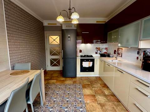 квартира за адресою Винна Гора вул., 12