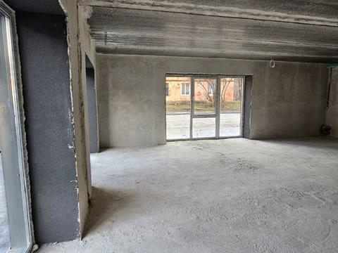 комерційна за адресою Волошина Августина, 8