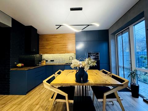 будинок за адресою Озерна вул.