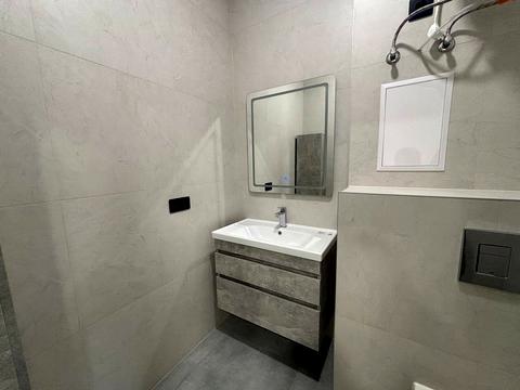 коммерческая по адресу Соборная пл. (Октябрьская), 14