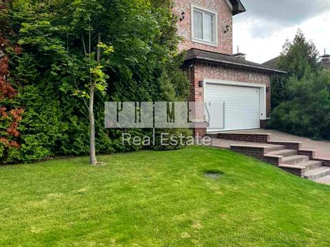 будинок за адресою Єдності вул., 1