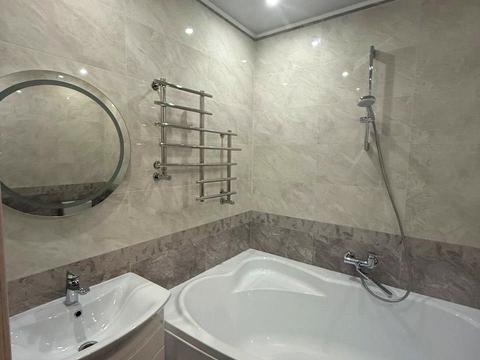 квартира за адресою Анни Ахматової вул., 22