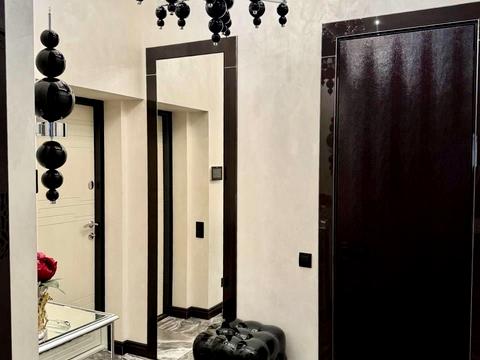 квартира за адресою Дмитра Яворницького просп. (Карла Маркса), 3