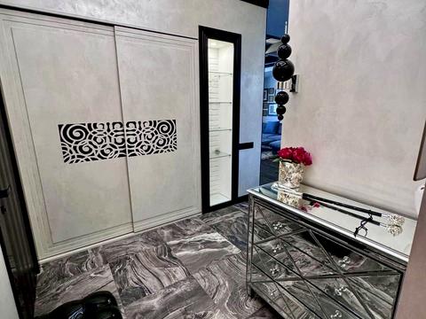 квартира за адресою Дмитра Яворницького просп. (Карла Маркса), 3