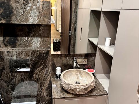 квартира за адресою Дмитра Яворницького просп. (Карла Маркса), 3