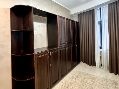 квартира за адресою Дмитра Яворницького просп. (Карла Маркса), 3