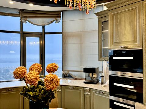 квартира за адресою Дмитра Яворницького просп. (Карла Маркса), 3