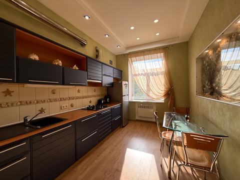 квартира по адресу Дмитрия Яворницкого просп. (Карла Маркса), 53-А