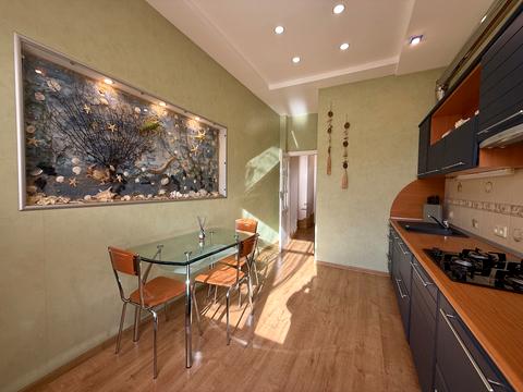 квартира по адресу Дмитрия Яворницкого просп. (Карла Маркса), 53-А