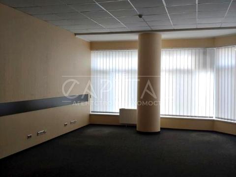 комерційна за адресою Кловський узвіз, 10