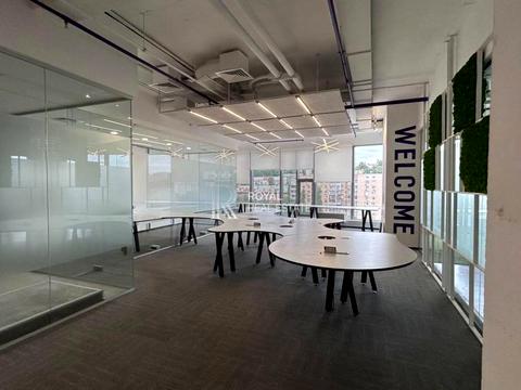 коммерческая по адресу Спортивная пл., 1