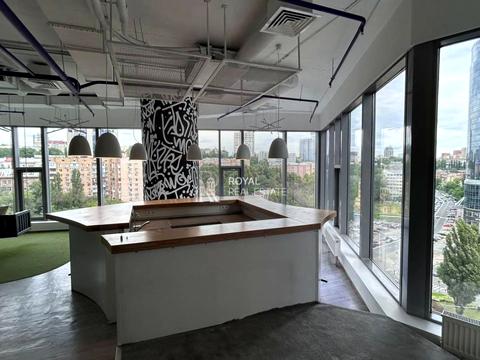 коммерческая по адресу Спортивная пл., 1