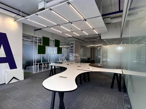 коммерческая по адресу Спортивная пл., 1