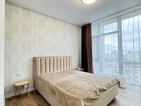 квартира по адресу Кучеревського бульв., 1