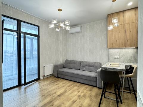 квартира по адресу Кучеревського бульв., 1