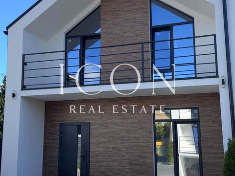 дом по адресу Майская ул.