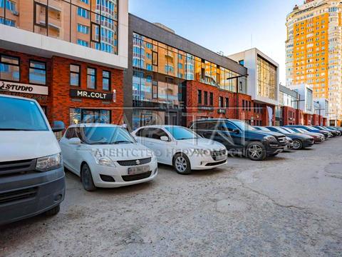 комерційна за адресою Левка Лук'яненка вул. (Маршала Тимошенка), 21