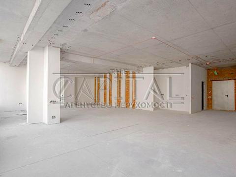 комерційна за адресою Левка Лук'яненка вул. (Маршала Тимошенка), 21