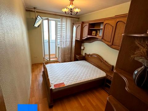 квартира за адресою Олександра Кониського вул. (Володарського), 13