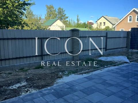 будинок за адресою Зоряна вул.