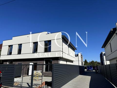 будинок за адресою Зоряна вул.