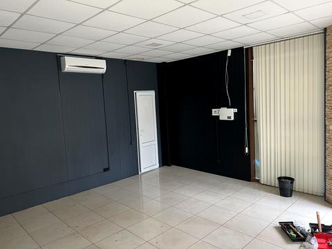 комерційна за адресою Шевченка вул., 3