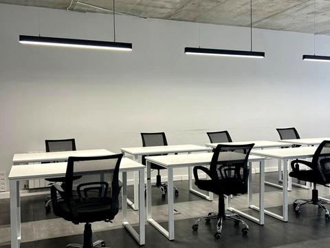 комерційна за адресою Лесі Українки бульв., 7-Б