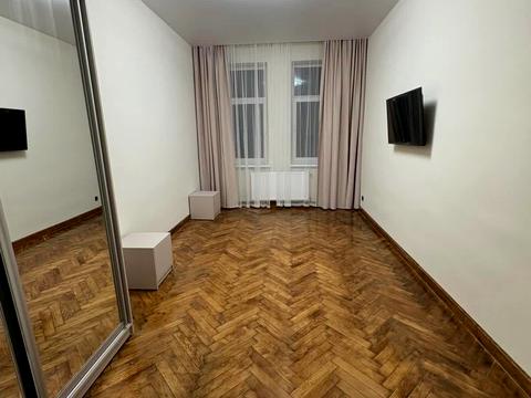 квартира по адресу Жовковская ул. (Декабристов), 14