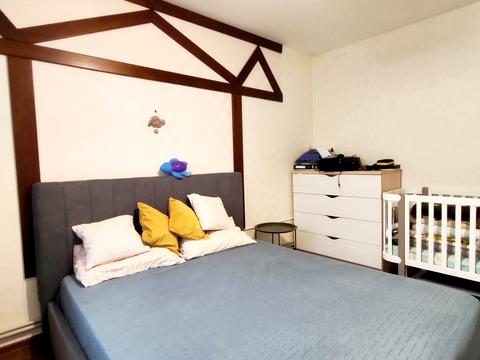 квартира за адресою Курсанта Єськова вул., 14-А