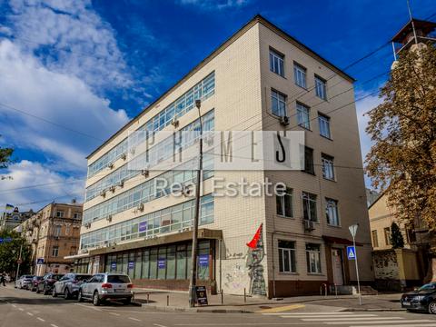 комерційна за адресою Спаська вул., 9-А