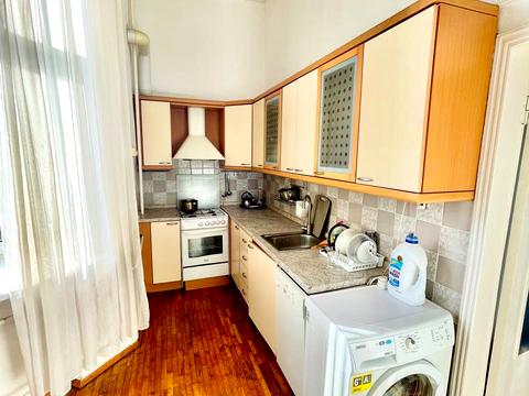 квартира за адресою Мала Житомирська вул., 5