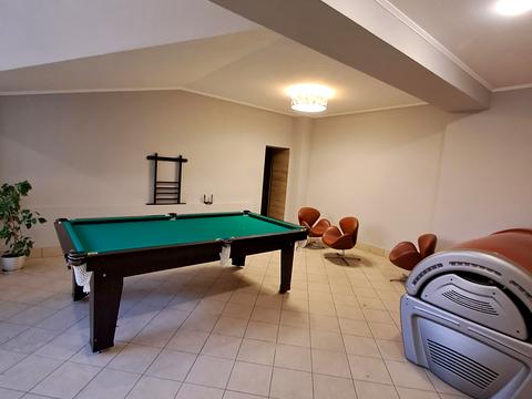 коммерческая по адресу Петра Сагайдачного ул., 1