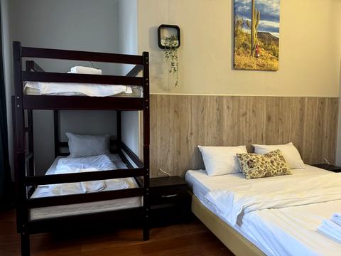 коммерческая по адресу Петра Сагайдачного ул., 1