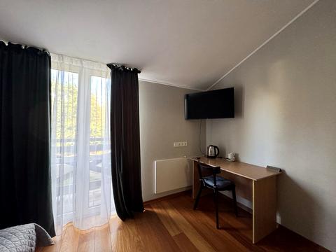 коммерческая по адресу Петра Сагайдачного ул., 1