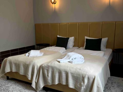 коммерческая по адресу Петра Сагайдачного ул., 1