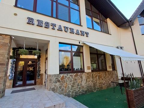 коммерческая по адресу Петра Сагайдачного ул., 1