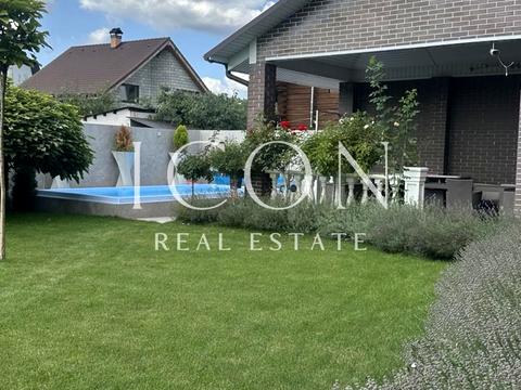 будинок за адресою Прикордонна