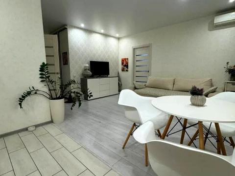 квартира по адресу Староказацкая ул. (Комсомольская), 2