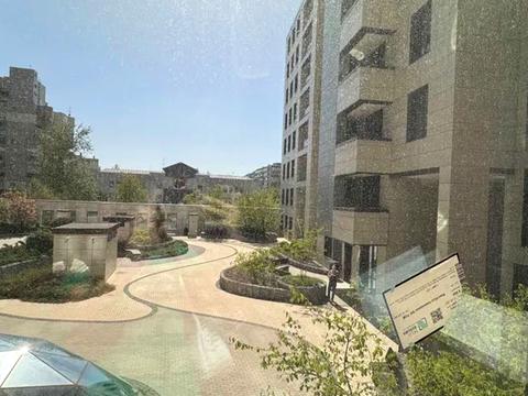 комерційна за адресою Берестейський просп. (Перемоги), 42а