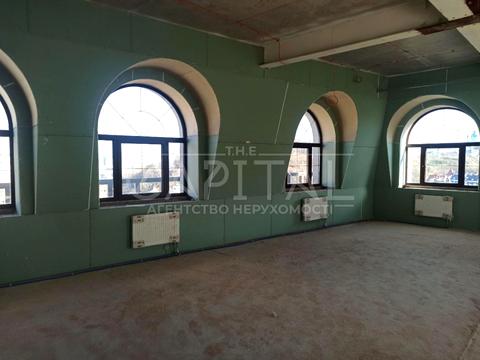 комерційна за адресою Вознесенський узвіз (Смирнова-Ласточкіна), 28