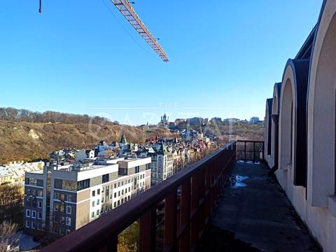 комерційна за адресою Вознесенський узвіз (Смирнова-Ласточкіна), 28