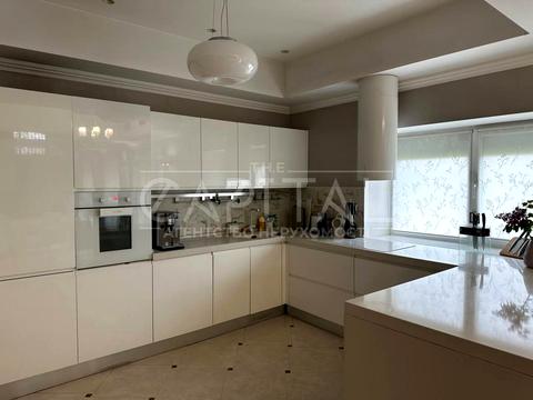 будинок за адресою Прикордонна вул., 44