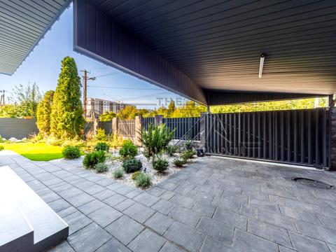 будинок за адресою Центральна вул.