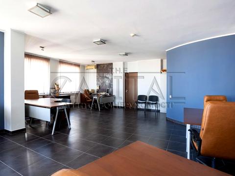 комерційна за адресою Микільсько-Слобідська вул., 2-Б