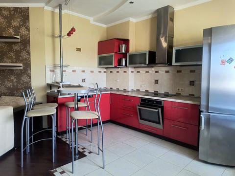 квартира за адресою Середньофонтанська вул., 19б