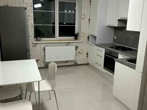 квартира за адресою Панаса Мирного вул., 16/1