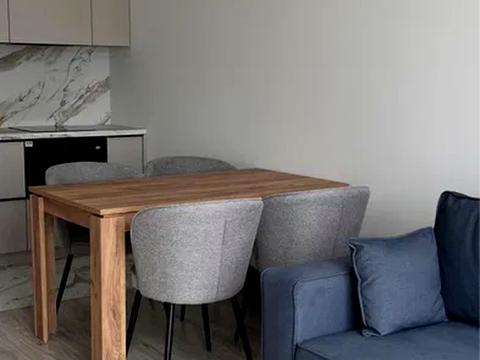 квартира за адресою Олександра Олеся вул., 5-А