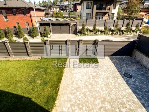 будинок за адресою Вишнева вул.