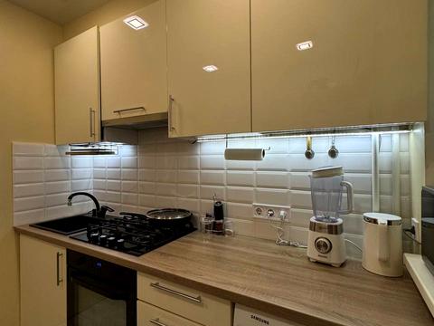 квартира за адресою Героїв Крут вул. (Фурманова), 3